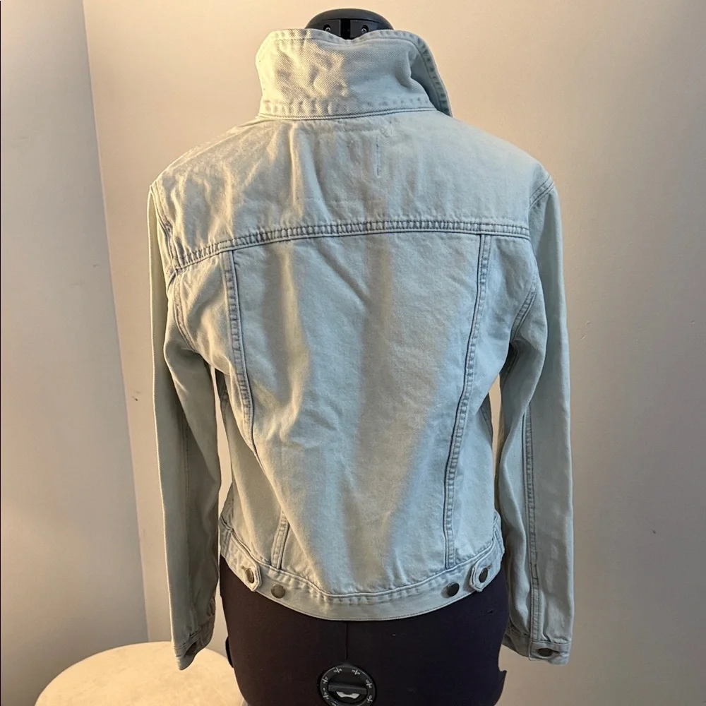 Comfort Denim Women's Light Blue Jean Jacket - Picture 5 of 6